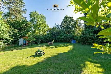 Haus zum Kaufen in Stuttgart 739.000,00 € 250 m²