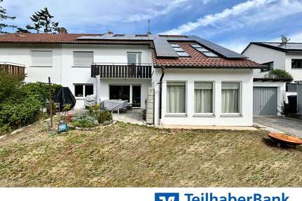 Haus zum Kaufen in Erlangen 1.180.000,00 € 204 m²