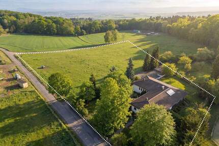 Außergewoehnliches Anwesen mit 13.500 m²: Wohnen, Vermieten & Freiraum in einem - Fritzlar Rothhelmshausen