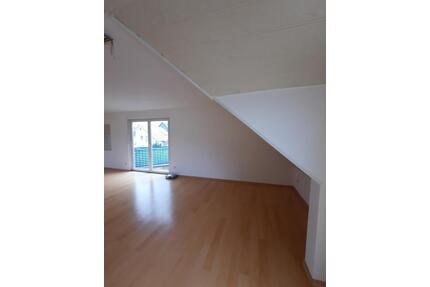 Helle 3-Zimmer DG-Wohnung mit EBK und zwei Balkonen - Kippenheim