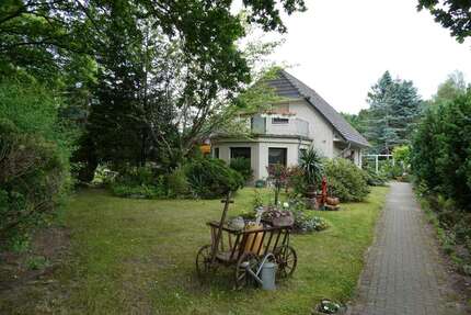 Haus zum Kaufen in Zirtow 375.000,00 € 180 m²