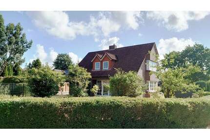 Haus zum Mieten in Oldenburg 1.350,00 € 132 m²