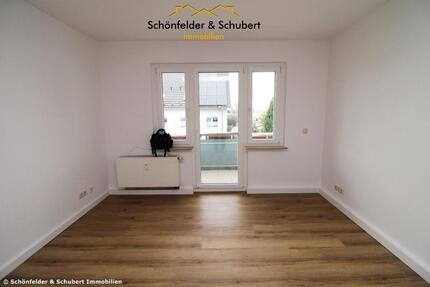 Frisch renovierte, helle 3,5 Raum-Wohnung in ruhiger Lage. Mit Balkon - Witten Heven