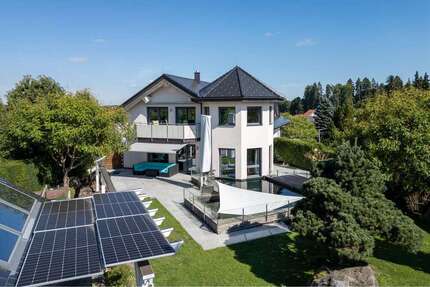 Haus zum Kaufen in Löffingen 999.000,00 € 257 m²
