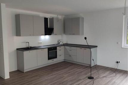 KfW55-Wohnung in direkter Kurparklage mit gr. Balkon+EBK (2 Zi.) - Bad Nenndorf