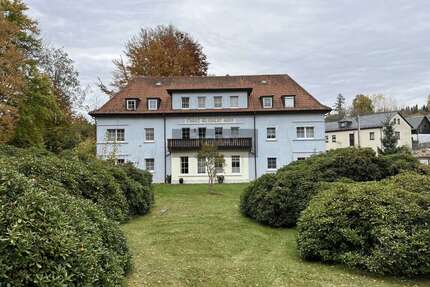Wohnung zum Kaufen in Bad Brambach 79.000,00 € 75.89 m²