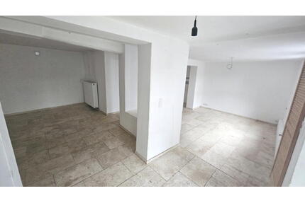 ObjNr:19666 - Ruhig gelegenes EFH (Haus- Hofbauweise) in 2. Reihe in Neustadt-MUSSBACH - Neustadt an der Weinstraße