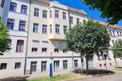 Wohnung zum Kaufen in Magdeburg 239.000,00 € 121 m²