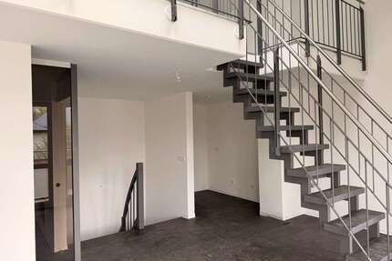 Wohnung zum Kaufen in Chemnitz 255.000,00 € 100.87 m²