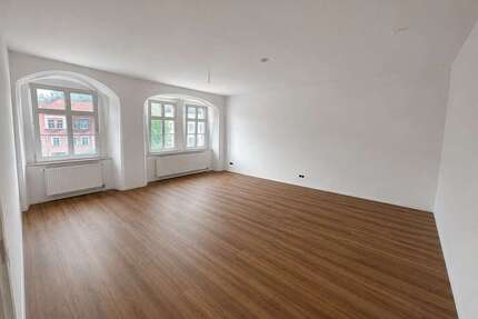 Wohnung zum Mieten in Weida 700,00 € 93 m²