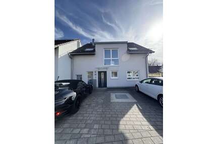 Haus zum Kaufen in Weissach im Tal 699.000,00 € 220 m²