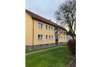 Wohnung zum Mieten in Bad Salzd.-Bodenburg 240,00 € 33.69 m²