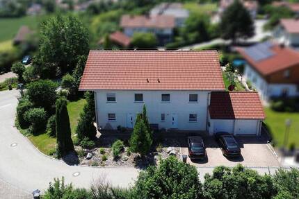Provisionsfrei! Ideal für GroßfamilienFreunde: Zwei Doppelhaushälften mit Top-Energieeffizienz (A+) - Kienberg Labering