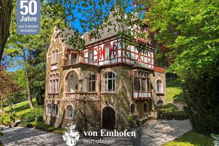 Haus zum Kaufen in Hennef Bröl 1.900.000,00 € 489 m² - Hennef / Bröl