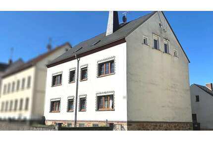 Haus zum Kaufen in Döbeln 129.900,00 € 176.81 m²