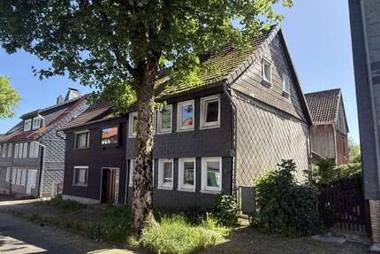 Haus zum Kaufen in Clausthal-Zellerfeld 89.000,00 € 125 m²