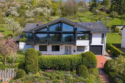 Haus zum Kaufen in Coburg 879.000,00 € 325.27 m²
