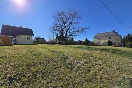 Grundstück zu verkaufen in Limbach-Oberfrohna 80.000,00 € 747 m²