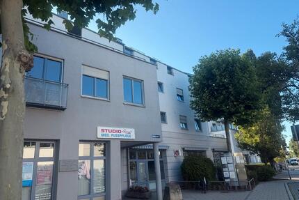 Helle 3 Zimmer Wohnung in Zentrum Gersthofen inkl.TG und EBK