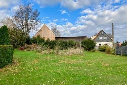 Wohnen in dörflicher Idylle! - 45.000,00&nbsp;EUR Kaufpreis, ca.&nbsp; 0,00&nbsp;m&sup2; in Neustadt (PLZ: 08223)