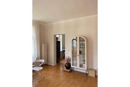 3 Zimmer Wohnung möbliert - 700,00&nbsp;EUR Kaltmiete, ca.&nbsp; 70,00&nbsp;m&sup2; in Leipzig (PLZ: 04315) Ost