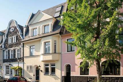 Wohnung zum Kaufen in Düsseldorf - Oberkassel 1.490.000,00 € 115 m²