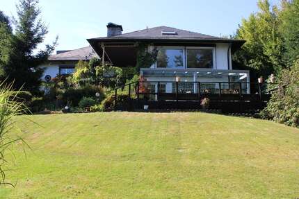 Haus zum Kaufen in Herdecke 1.200.000,00 € 275 m²