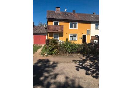 2-Familienhaus mit Garage in Parsberg Zentrum zu verkaufen