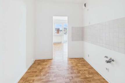 Wohnung zum Mieten in Chemnitz 372,00 € 66.41 m²
