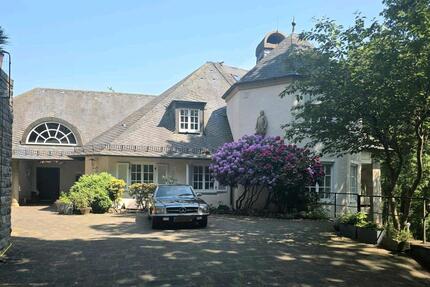 großzügiges Anwesen Villa mit Pool und Sauna - Pelm