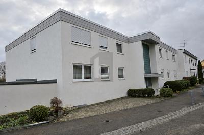 GEPFLEGT, HELL UND GUT GESCHNITTEN IN RUHIGER LAGE - Ditzingen