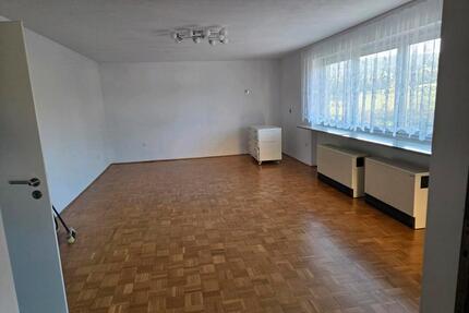 4 Zimmer Wohnung in Tbb - 690,00&nbsp;EUR Kaltmiete, ca.&nbsp; 118,00&nbsp;m&sup2; in Tauberbischofsheim (PLZ: 97941)