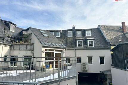 Großzügige Maisonette-Wohnung mit Terrasse in zentraler Lage - Stollberg (Erzgebirge)