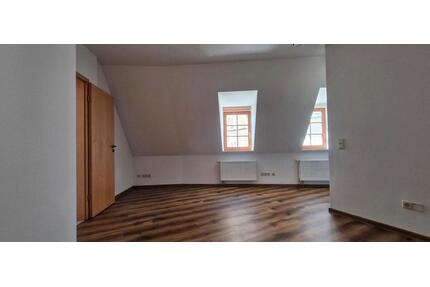 Helle 2-Raum Wohnung mit Aufzug in Hartenstein