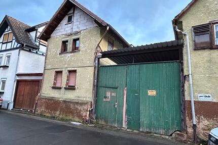 Renovierungsbedürftige Hofreite mit viel Potenzial in Gambach! - Münzenberg