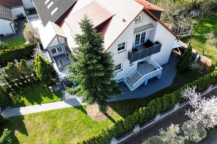 Exklusives großes 7 Zimmer Haus mit AnliegerwohnungKEINE MAKLER - Kitzingen