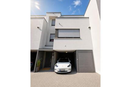Exklusives Reihenhaus, 195 m² Wohnfläche, EEK A+, KEIN MAKLER - Oppenheim