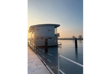 Traum Floating House zu verkaufen 100 % Eigenutzung möglich - Kröslin
