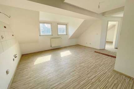 Wohnung zum Kaufen in Nürnberg 165.000,00 € 68.59 m²