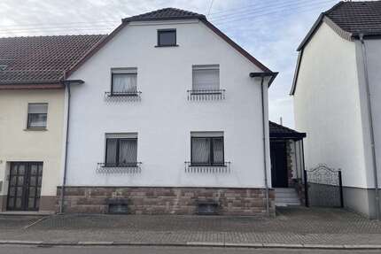 Haus zum Kaufen in Quierschied 169.000,00 € 110 m²