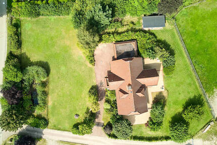 Attraktive Baugrundstücke mit Bestandsimmobilie in begehrter Lage von Brackel