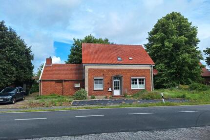 Einfamilienhaus - 135.000,00&nbsp;EUR Kaufpreis, ca.&nbsp; 150,00&nbsp;m&sup2; in Ihlow (PLZ: 26632)