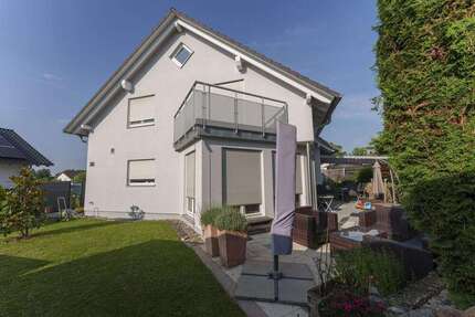 Haus zum Mieten in Bad Friedrichshall 2.650,00 € 240 m²