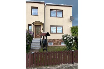 Reihenendhaus provisionsfrei zu Verkaufen - Gröditz