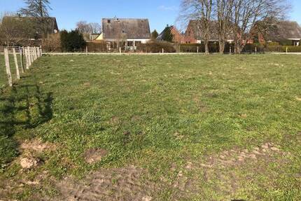 Baugrundstück in idealer Lage von Kronsforde- exklusive Randlage, kein Altbestand und bauträgerfrei - Lübeck St. Jürgen