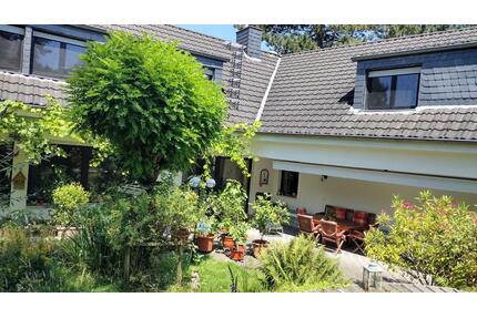 Einfamilienhaus mit Einliegerwohnung am Naturschutzgebiet - Leverkusen Bergisch Neukirchen