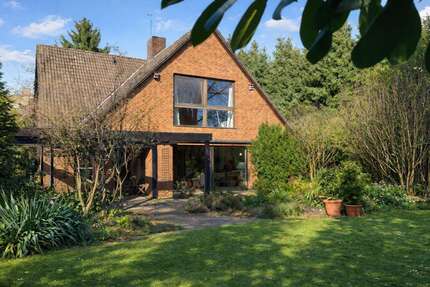 Haus zum Kaufen in Garbsen 495.000,00 € 180 m²