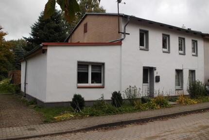 STOP-SCHNÄPPCHENANGEBOT - 1A-DOPPELHAUSHÄLFTE MIT GROßEM GRUNDSTÜCK IN DER MECKLENBURISCHEN SCHWEIZ FÜR NATURLIEBHABER - Groß Wokern