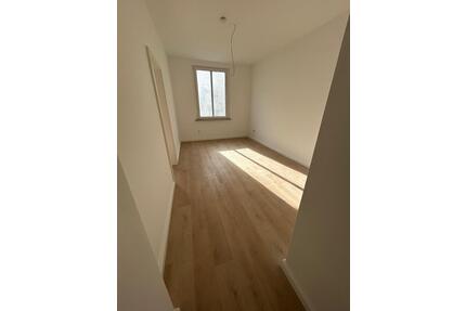**Kernsanierte 2-Zimmer-Wohnung in Elberfeld-West** - Wuppertal Arrenberg