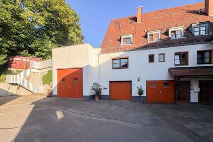 Haus zum Kaufen in Friedberg 1.150.000,00 € 360 m²